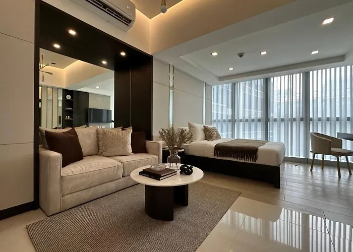 Uptown Parksuites Bgc